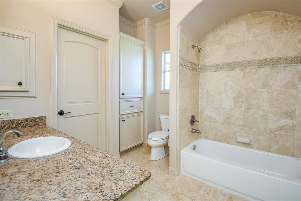 Guest/secondary bathroom