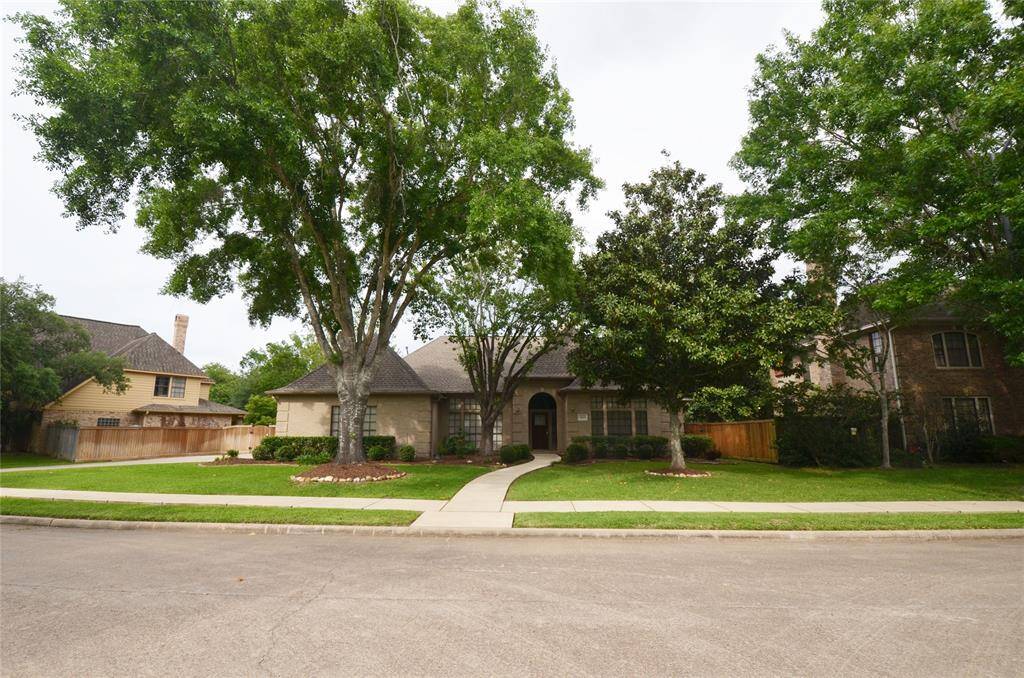 Large wide lot adds to privacy and quiet living