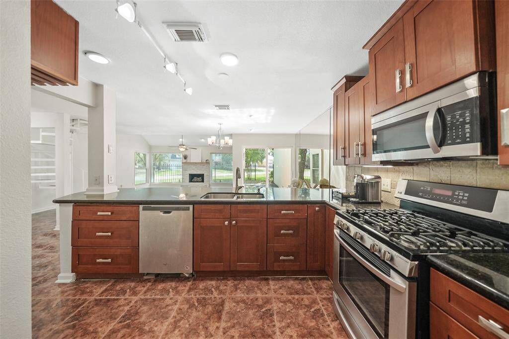 Welcome to 20313#B Sunny Shores in the heart of Pinehurst of Atascocita
