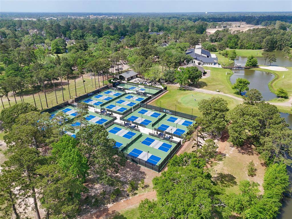 Welcome to 20313#B Sunny Shores in the heart of Pinehurst of Atascocita