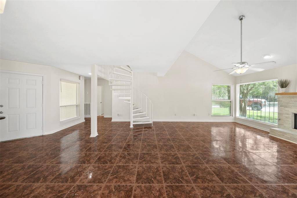 Welcome to 20313#B Sunny Shores in the heart of Pinehurst of Atascocita