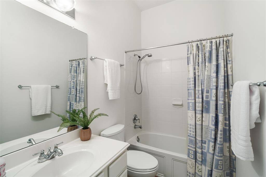 Secondary bathroom also downstairs.