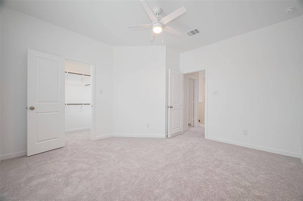 2nd. Secondary bedroom.