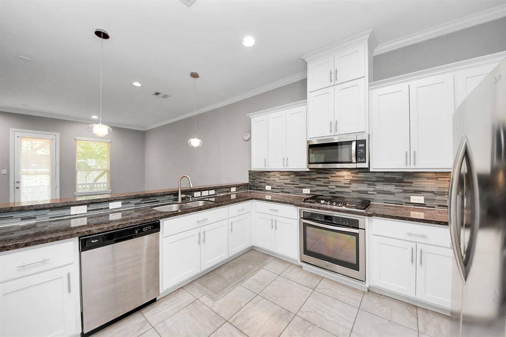 Under cabinet lighting elevate the capability of this kitchen!
