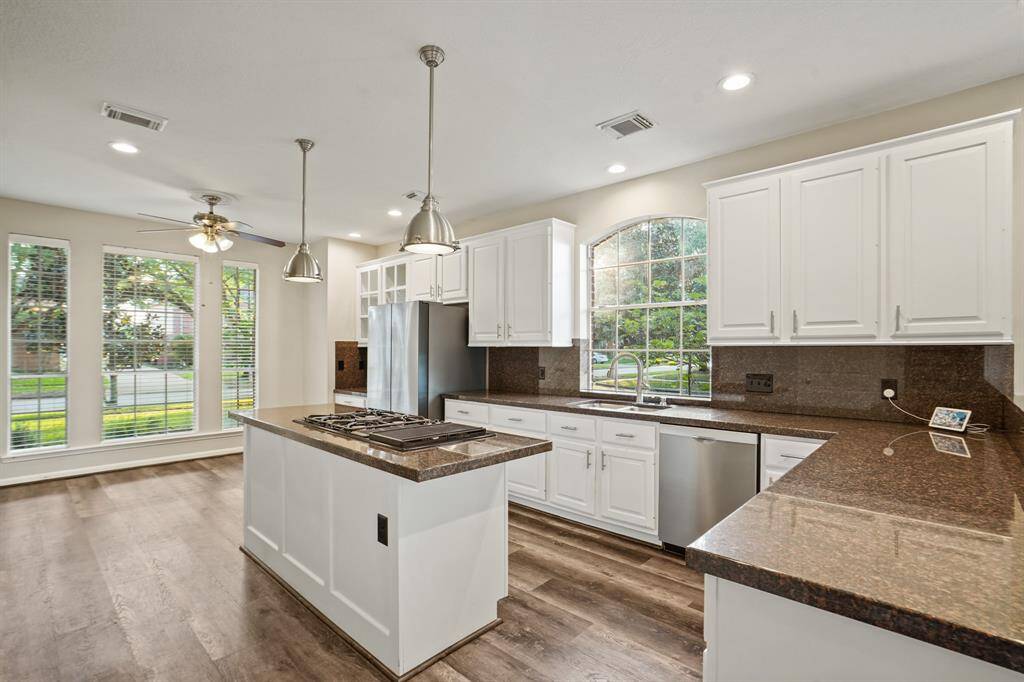 This beautiful spacious kitchen is equipped with ample counter and cabinet space!