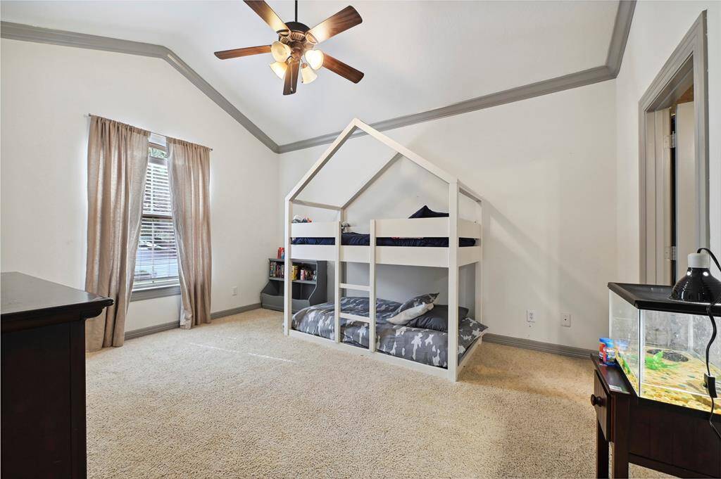 Third spacious bedroom!