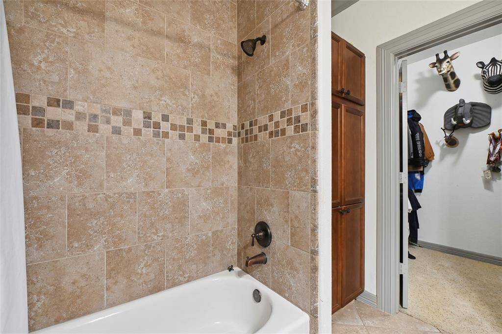 Third bathroom tub!