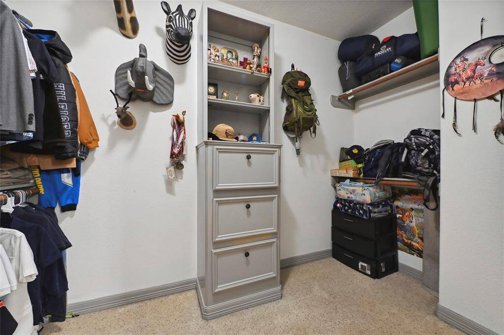 Amazing walk-in closet for third bedroom!