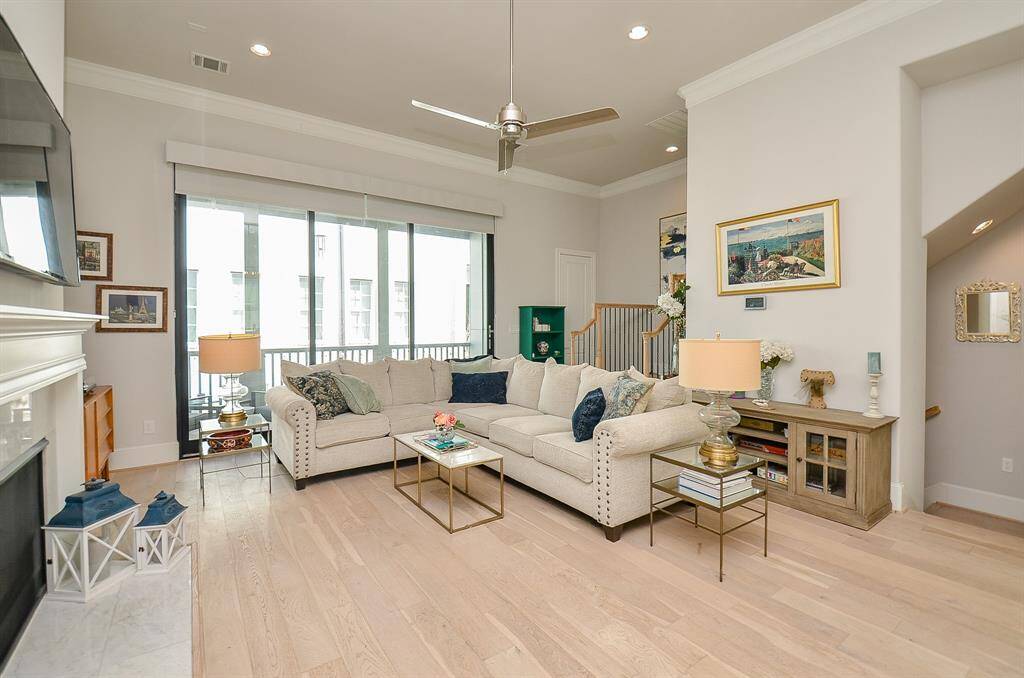 This home has closet space, cabinet space, drawer space, storage space.  Every detail considered!