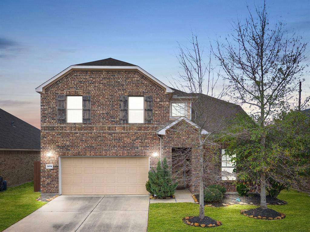 Welcome to 24714 Emerald Pool Falls Drive!