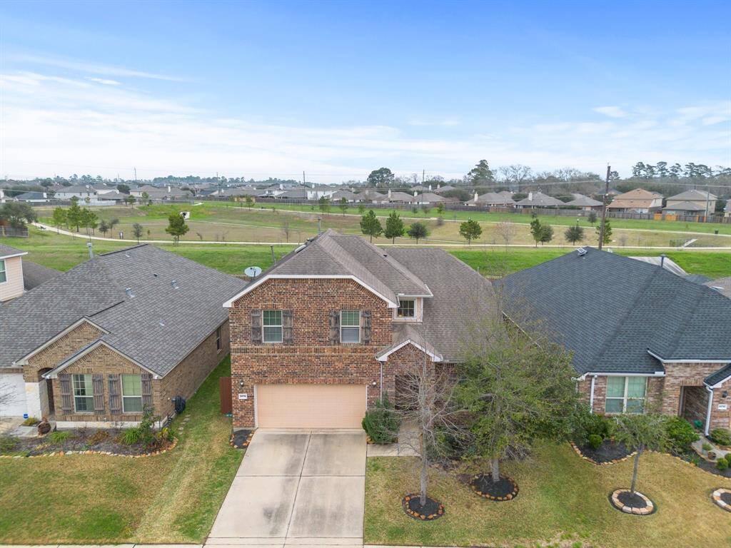 This home has no back neighbors!