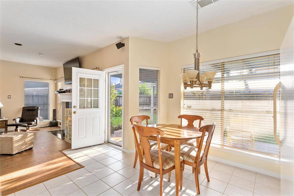 Breakfast room