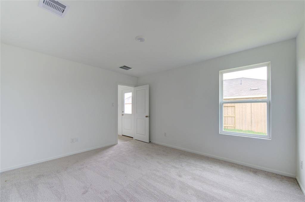 Bright and spacious bedroom