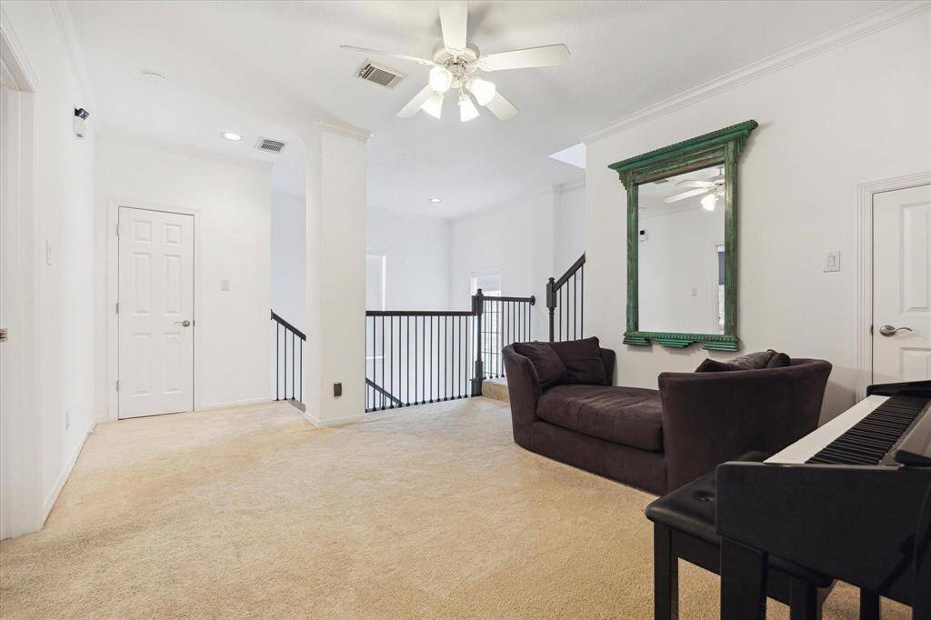 Master bedroom walk-in closet