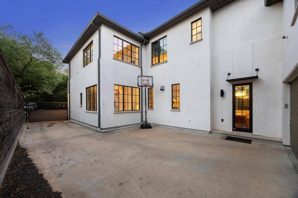 Property Image 44