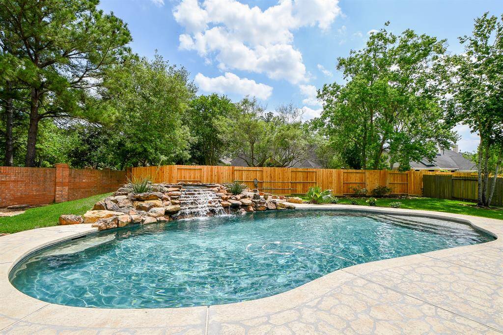 Keep reminding yourself that this is not some exclusive, overpriced resort spa! It is all YOURS!