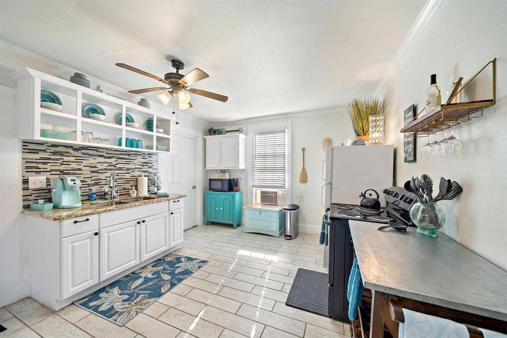 Unit 1 - Kitchen