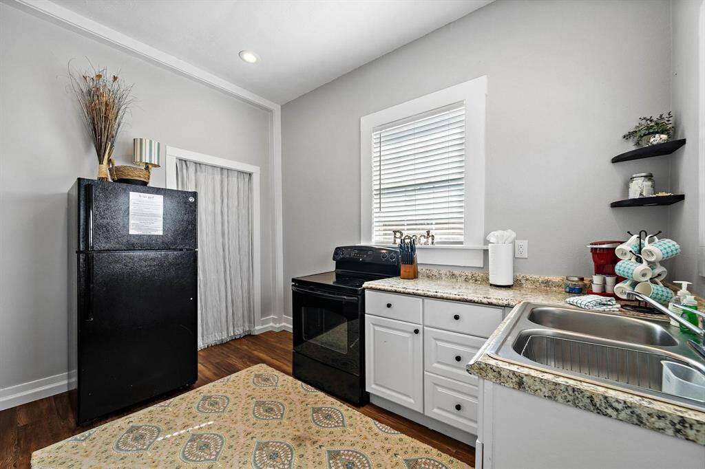 Unit 2 - Kitchen Area