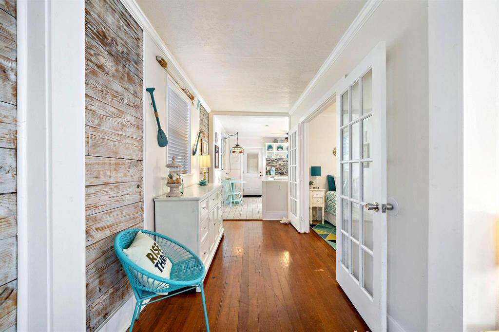 Unit 1 - Hallway