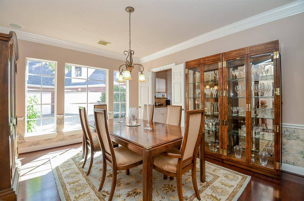 Formal Dining room with crown and chair molding!
