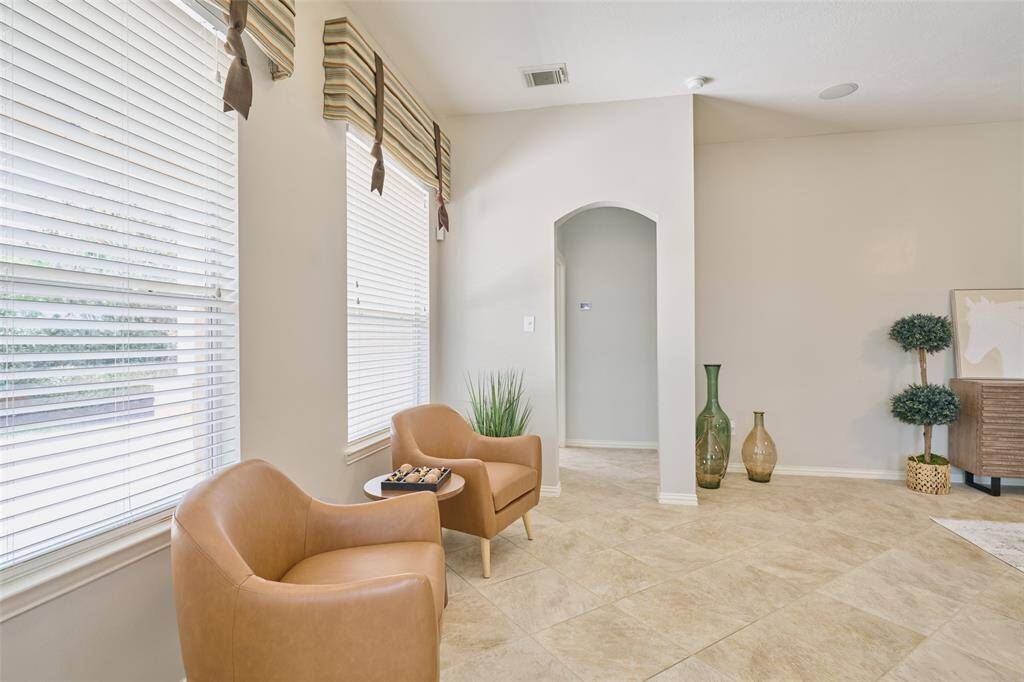 This is the ideal space to create a cozy reading area or simply relax with a cup of coffee to start your day.
