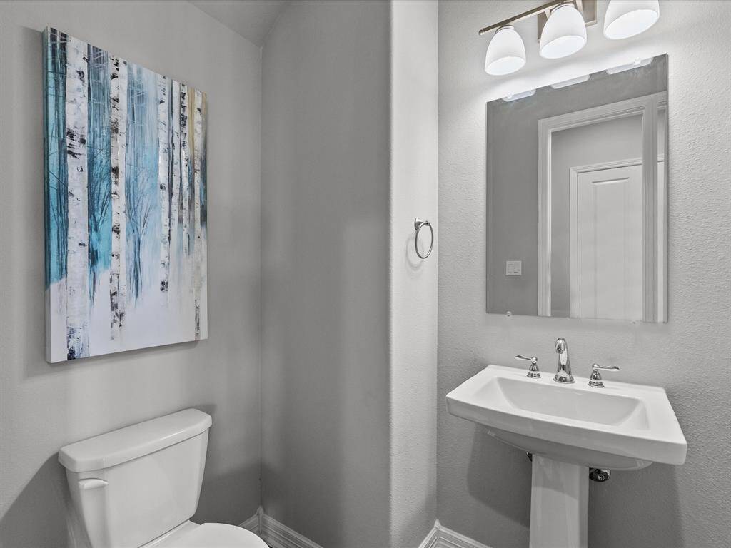 Downstairs half bath