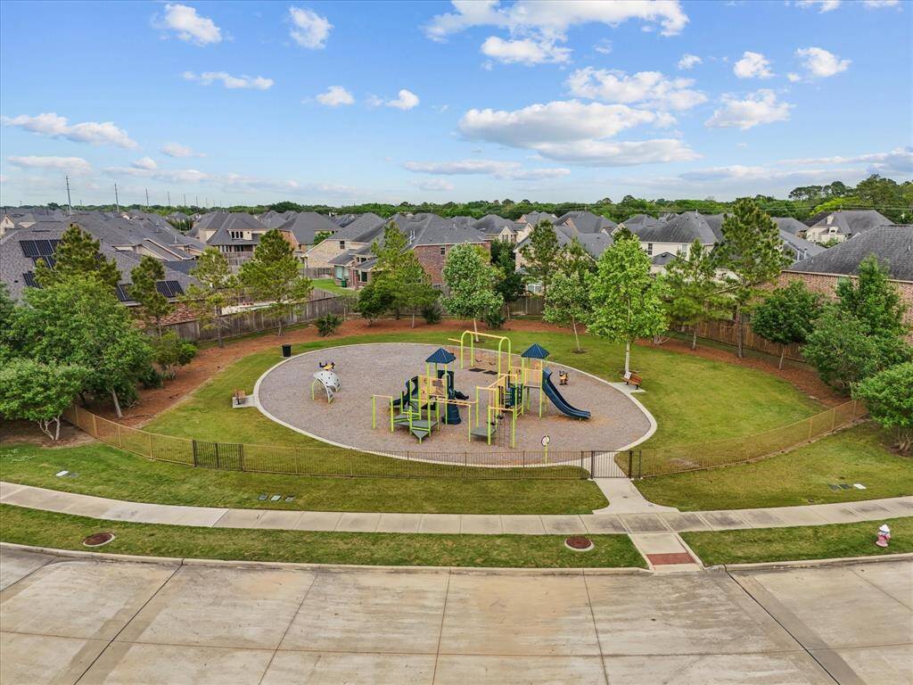 Aerial view of the neighborhood amenities