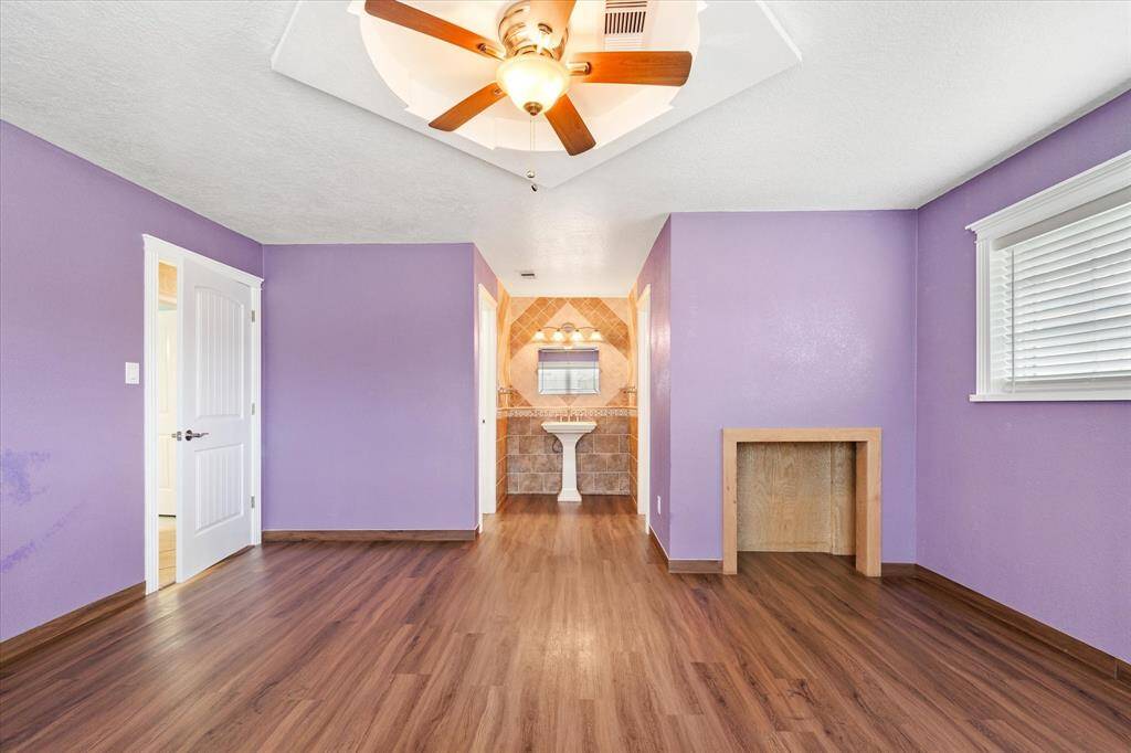 Primary Room - private bathroom