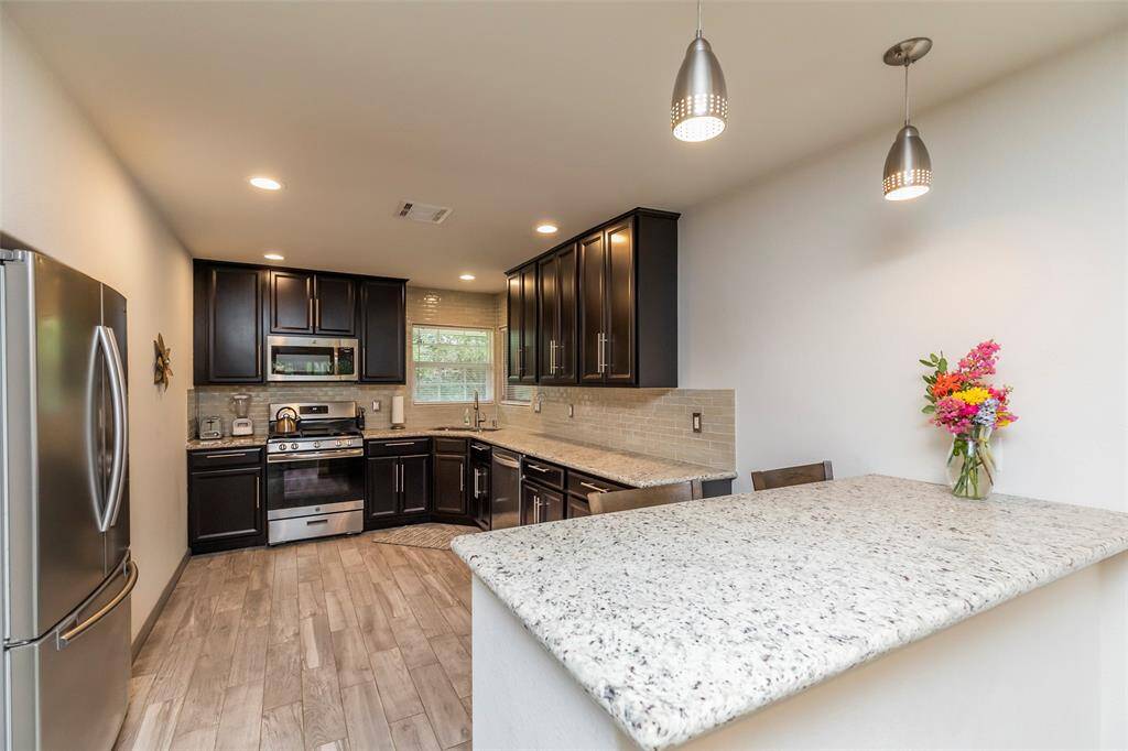 Full updated kitchen.