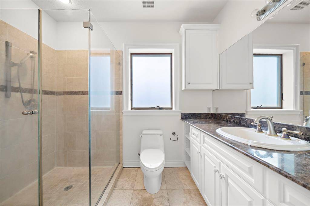 Guest Bathroom.