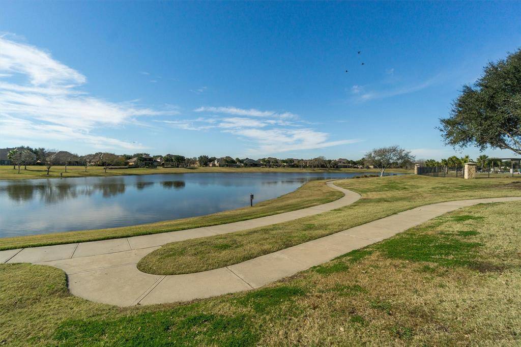 Walking trails with beautiful views