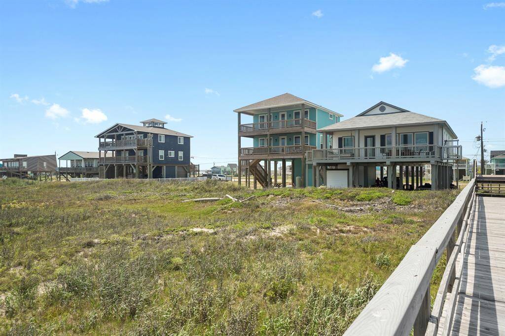 This home is a short walk from the beach!