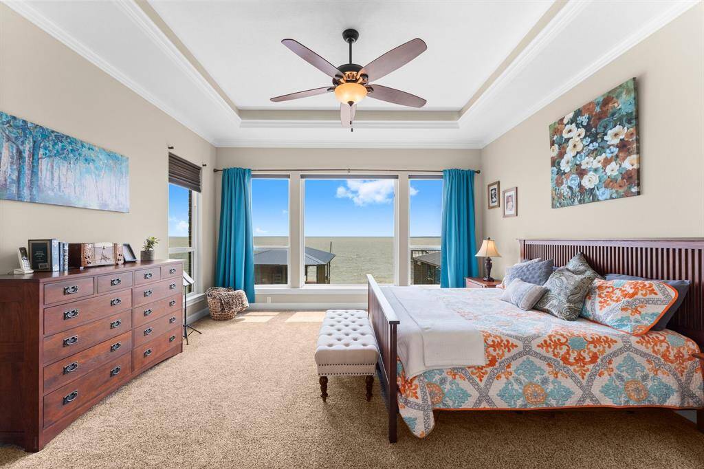 Primary suite with incredible views