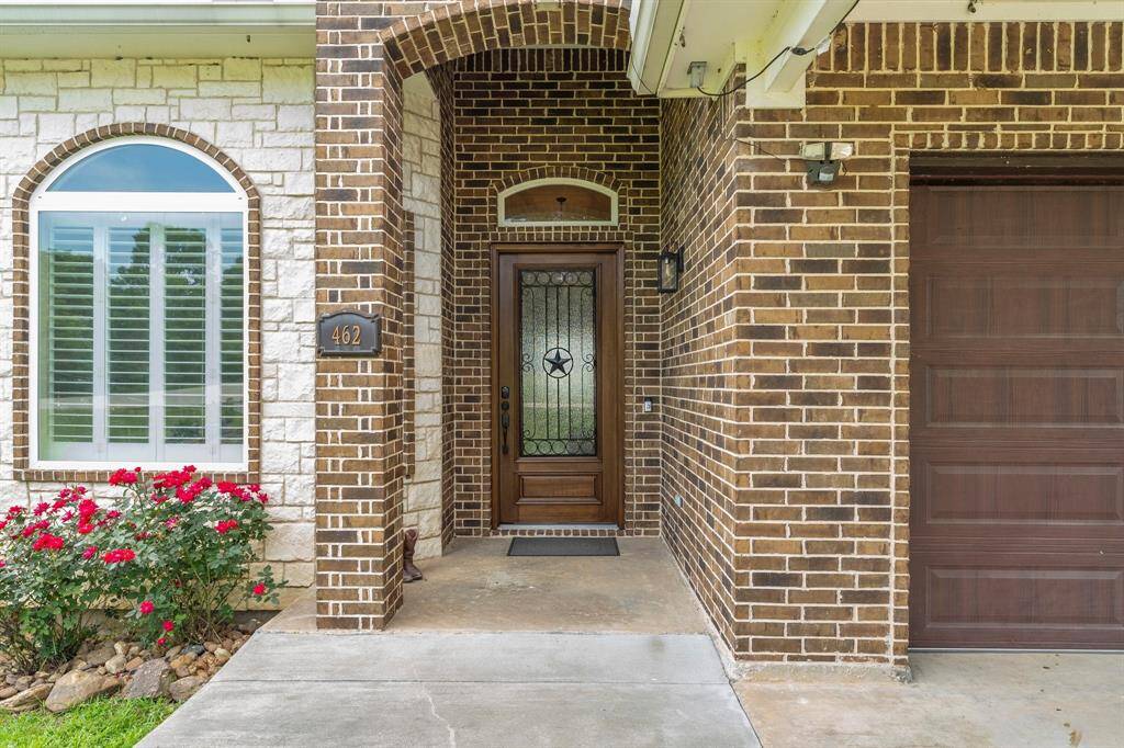 Beautiful mix of stone and brick