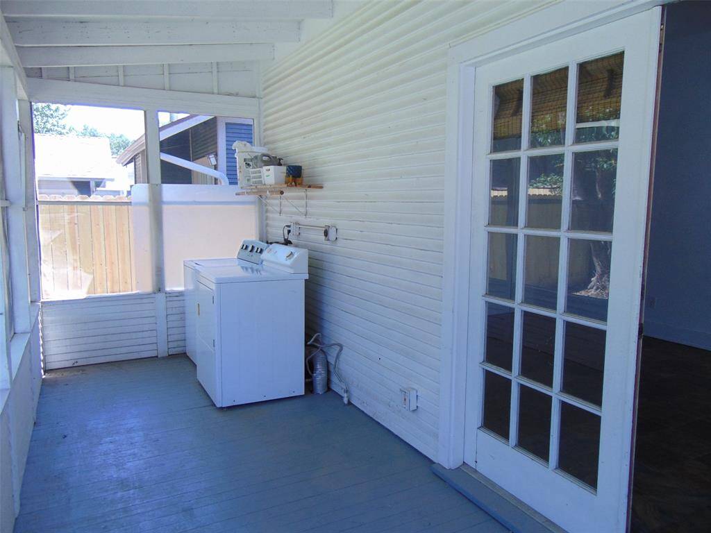 New wood fence installed in April 2025