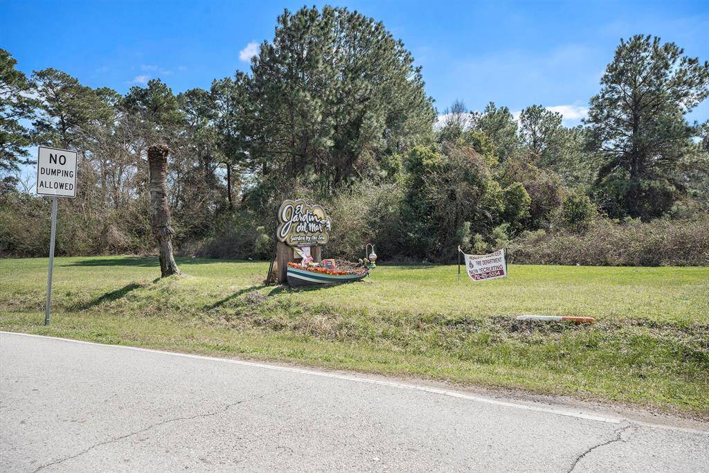 ENTRANCE TO SUBDIVISION