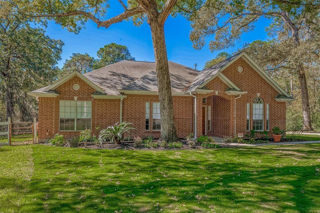 Front elevation with charm