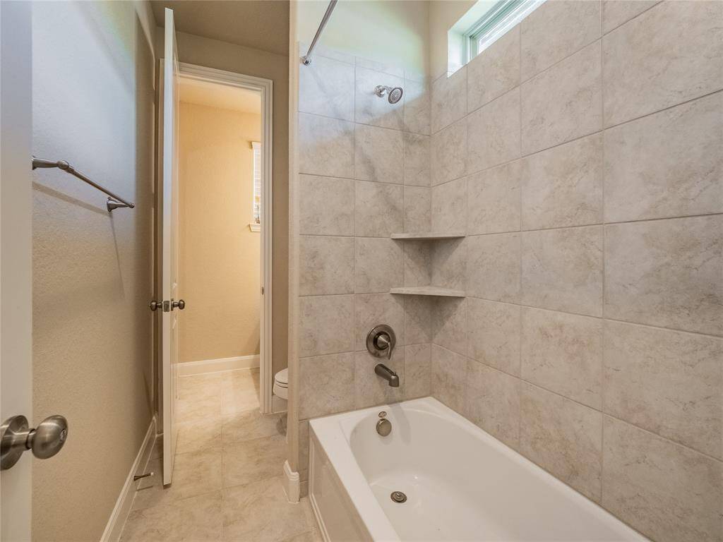 a different view of the hollywood bath