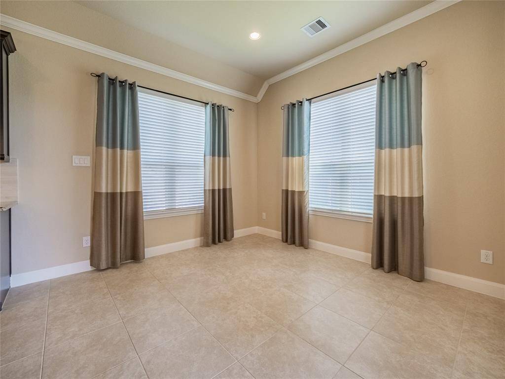 breakfast nook, with oversized windows