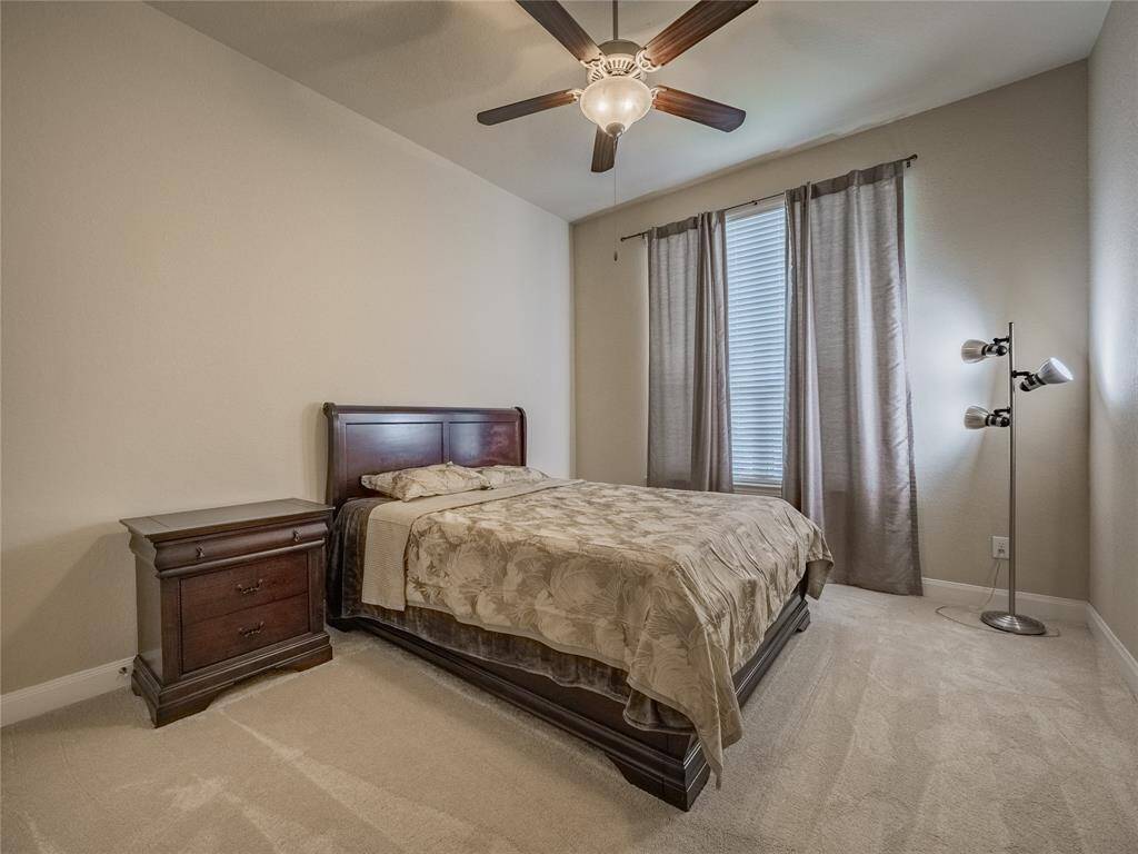guest bedroom with private bath