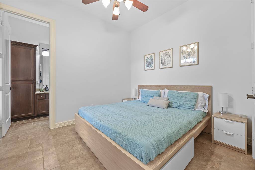 First floor guest room with ensuite.