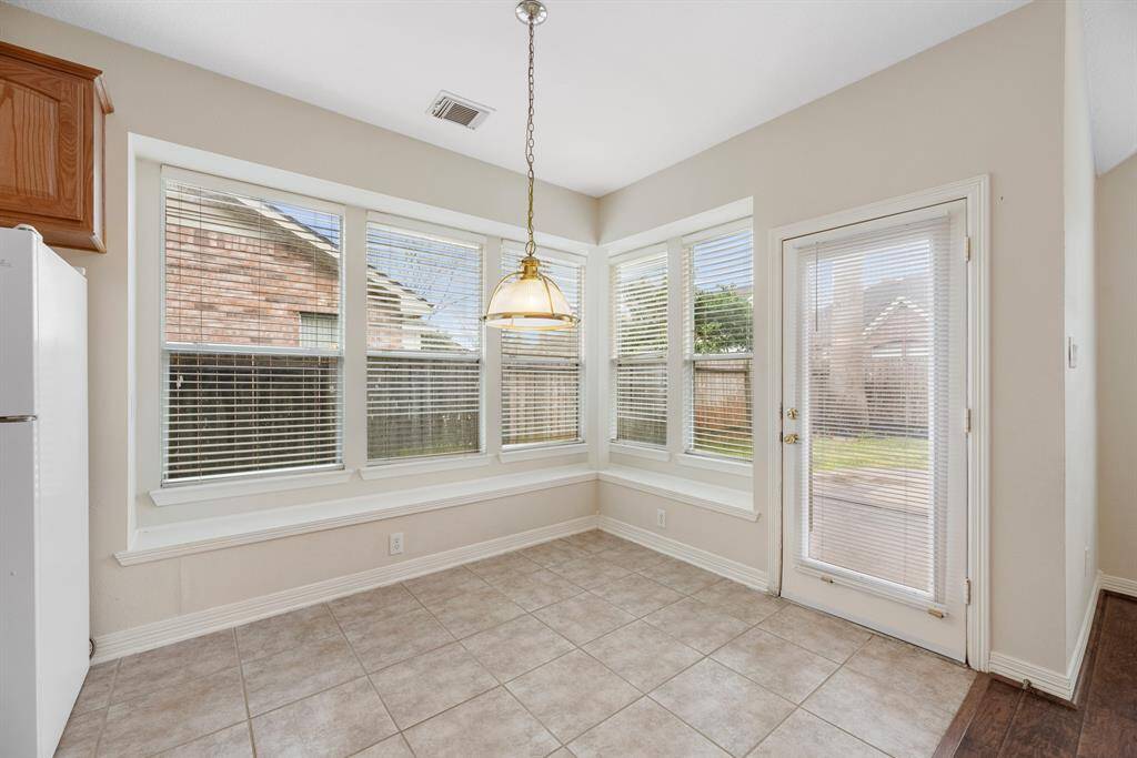 Breakfast area off of the kitchen