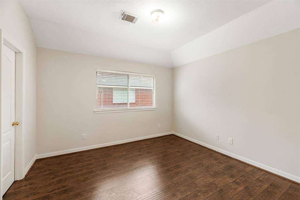 Upstairs bedroom