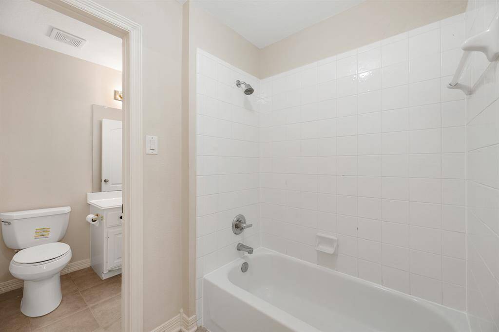 Upstairs bathroom
