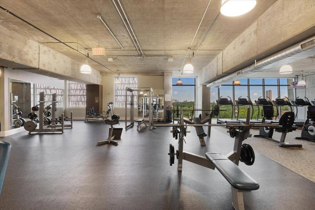 A 6500 sqft wellness center offers fitness, locker room, sauna, steam room and more.