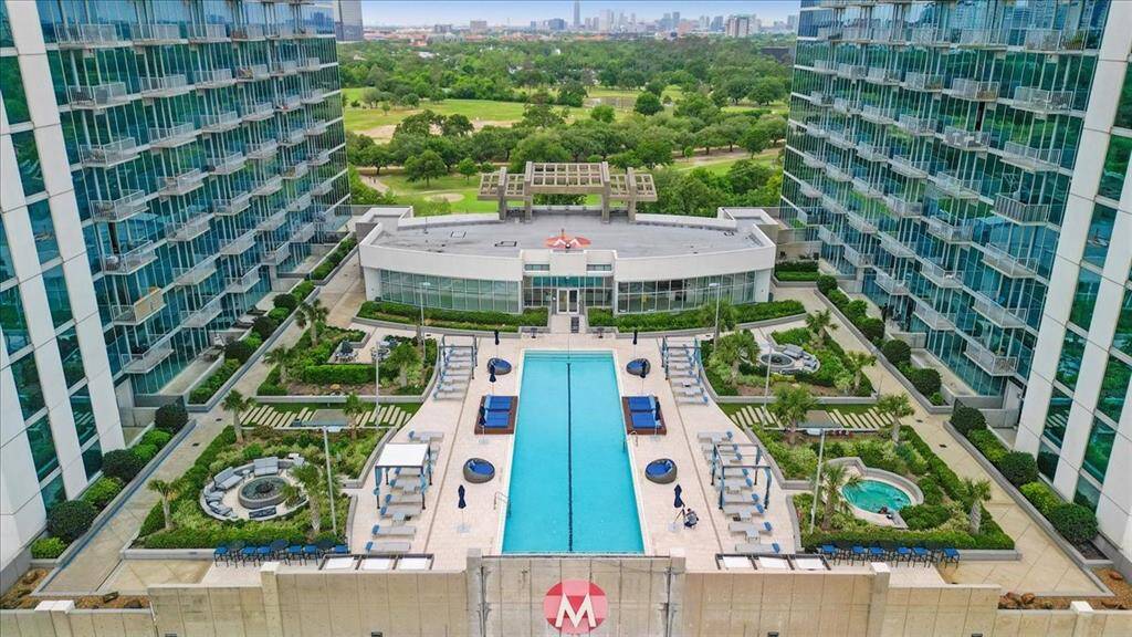 Rooftop pool and cabanas, jacuzzi, grills, and social lounge.