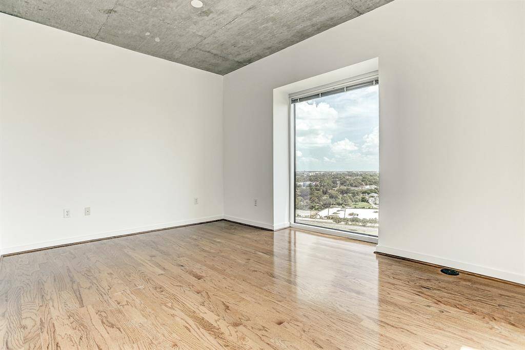 The Master Bedroom will comfortably accommodate king sized furniture.