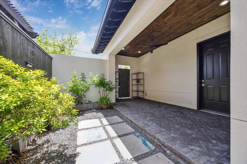 Another look at the patio. the garden possibilities are endless. And, wonderful space for seating and outdoor dining.