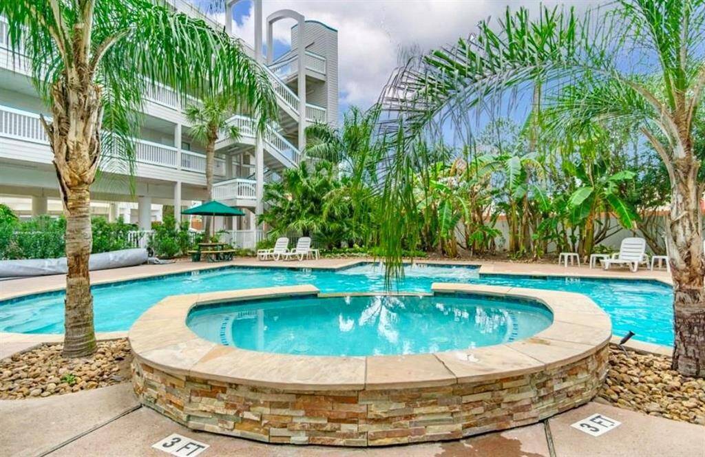 One of the pools open only to residents/renters of the property...