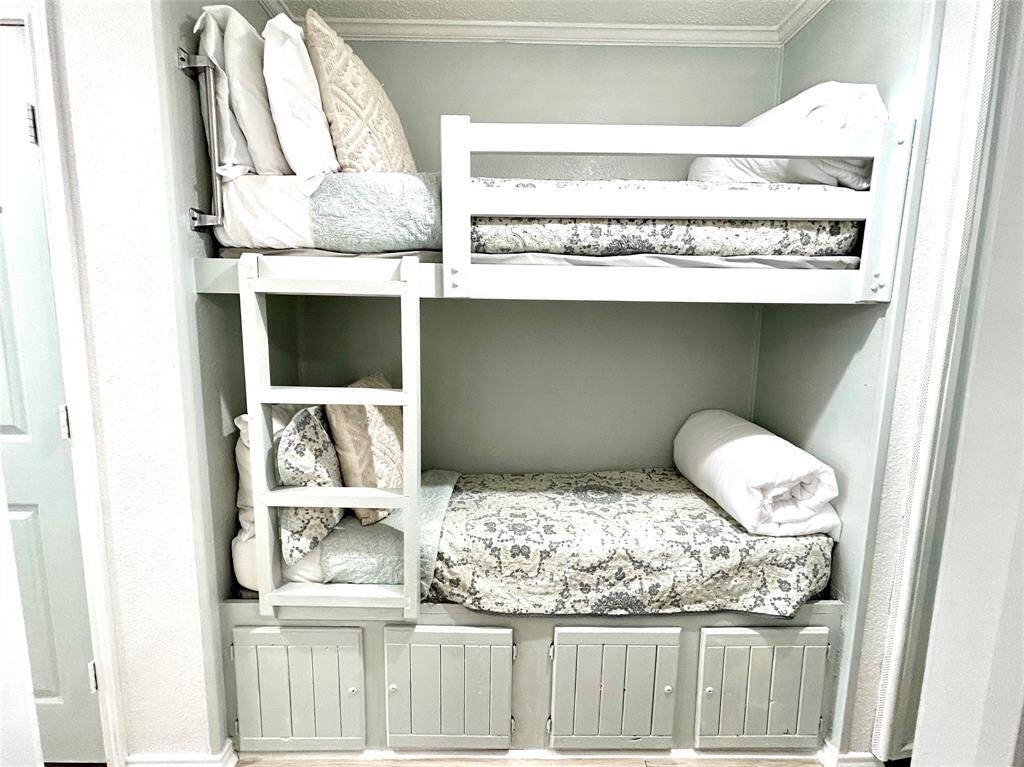 How fun are these? A great space for the kids!